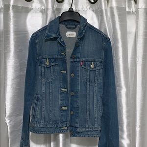 LEVI’S Denim Jacket